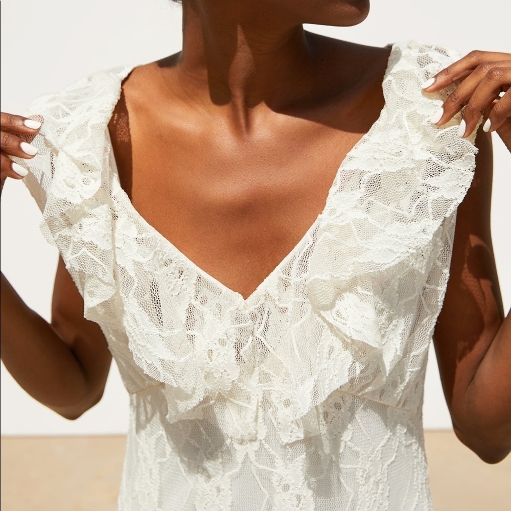 ZARA Lace Dress - Picture 4 of 8
